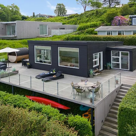 In With Sauna Semesterbostad